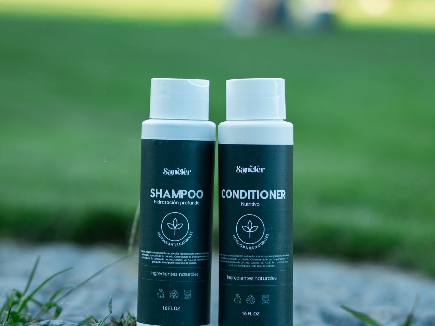 Lavado de cabello con productos Sancler